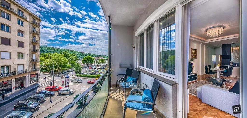 B&P Maine Street Apartments Budapest Exterior foto
